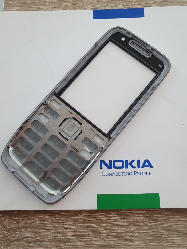 Față Nokia E52 Cu Tastatura Swap Originala!