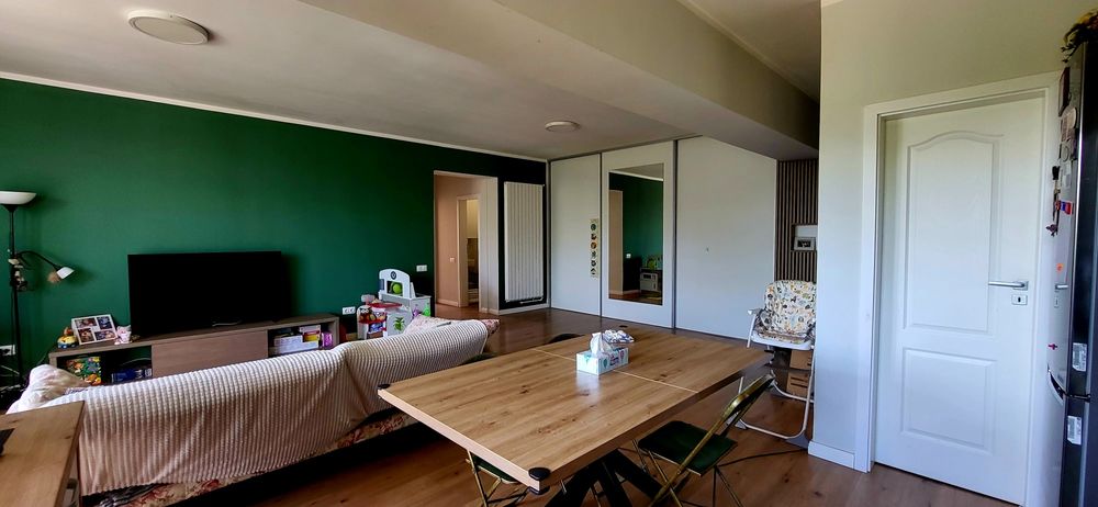 Apartament 3 Camere + 285 Mp curte