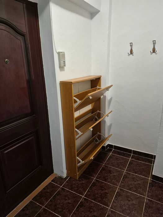 Proprietar, vând garsoniera Răcădău