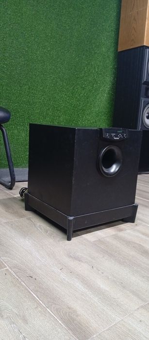 Активен субуфер JBL SUB-300