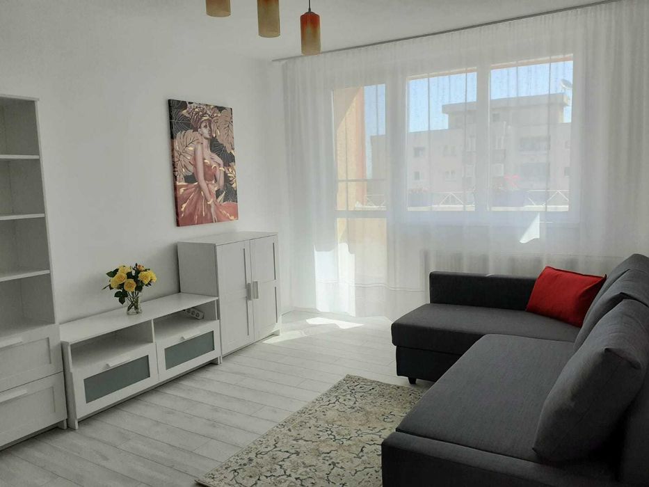 Particular inchiriez apartament 2 camere renovat zona ITC Brasov