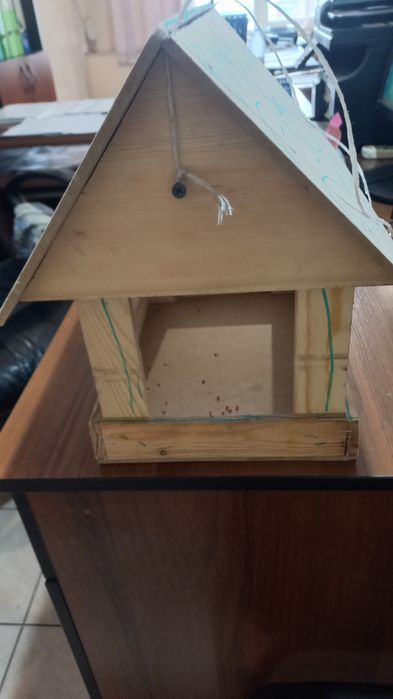 Кормушка      новая