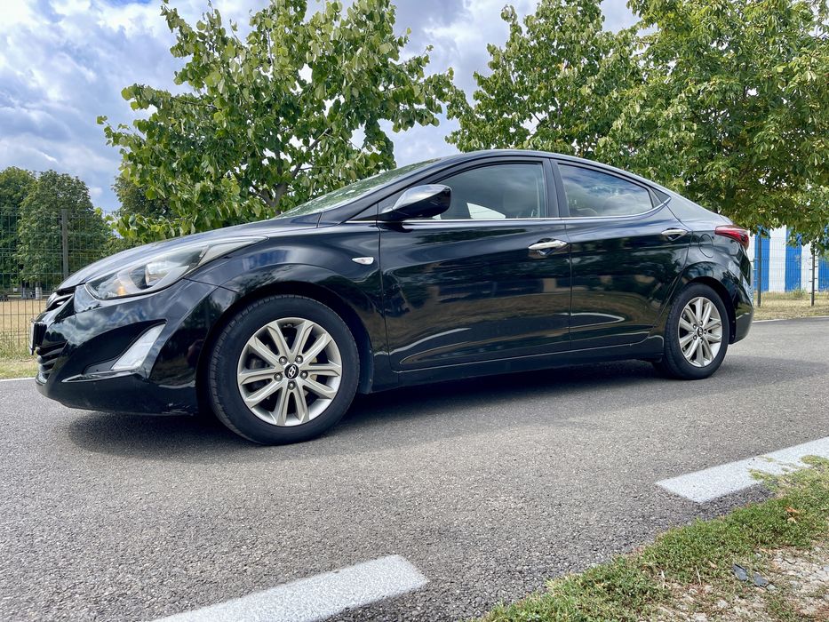 Hyundai Elantra 2015/06 automat | 1.6 benzina + Gpl