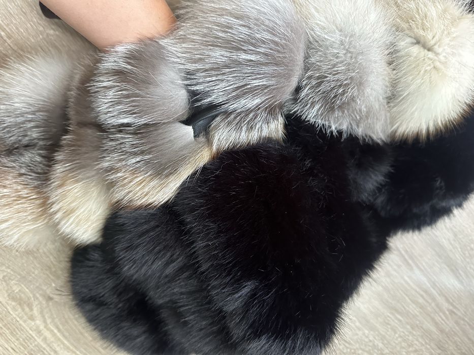 Blana neagra scurta in talie