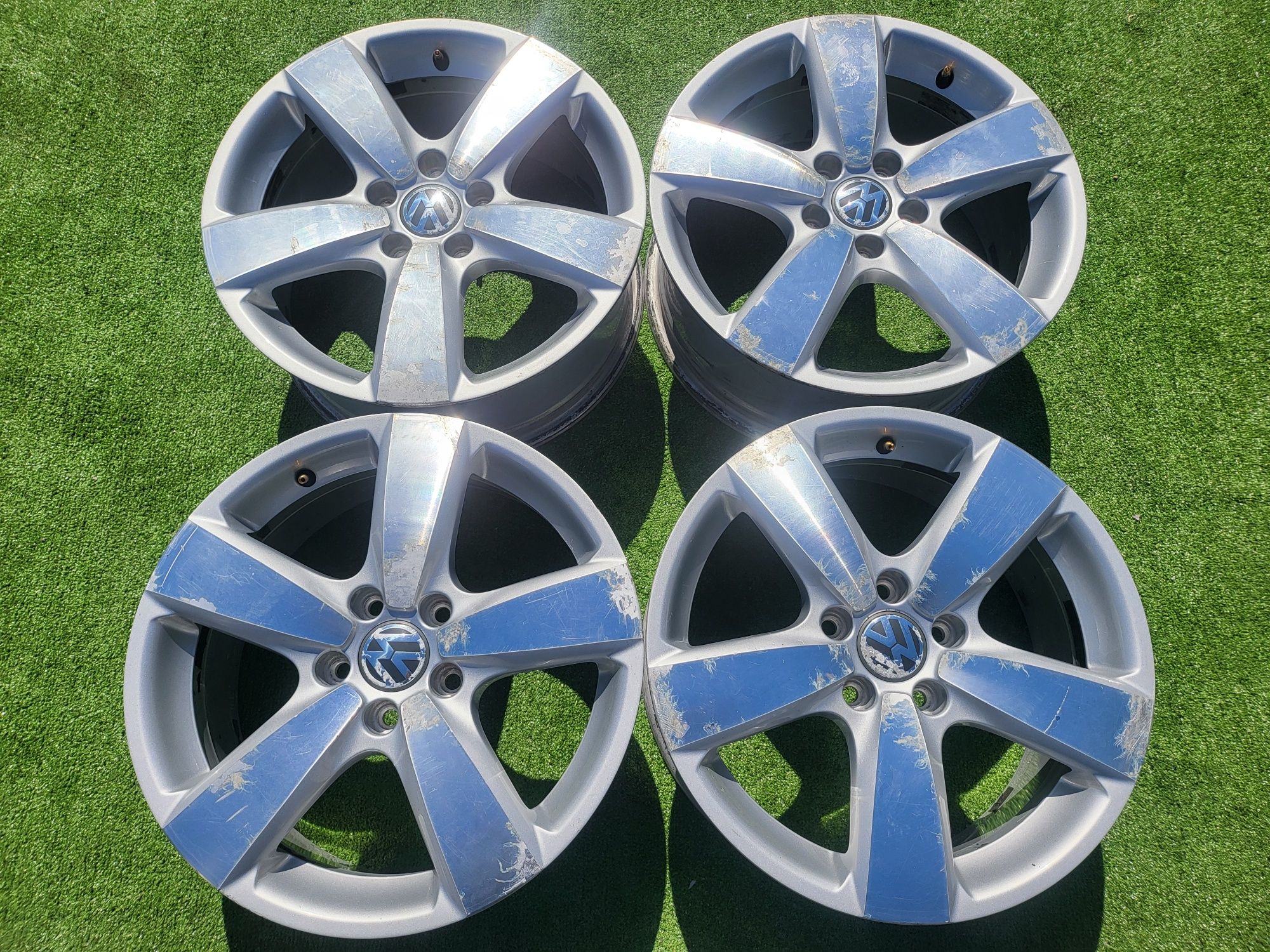 Оригинални лети джанти 17 5х112 VW