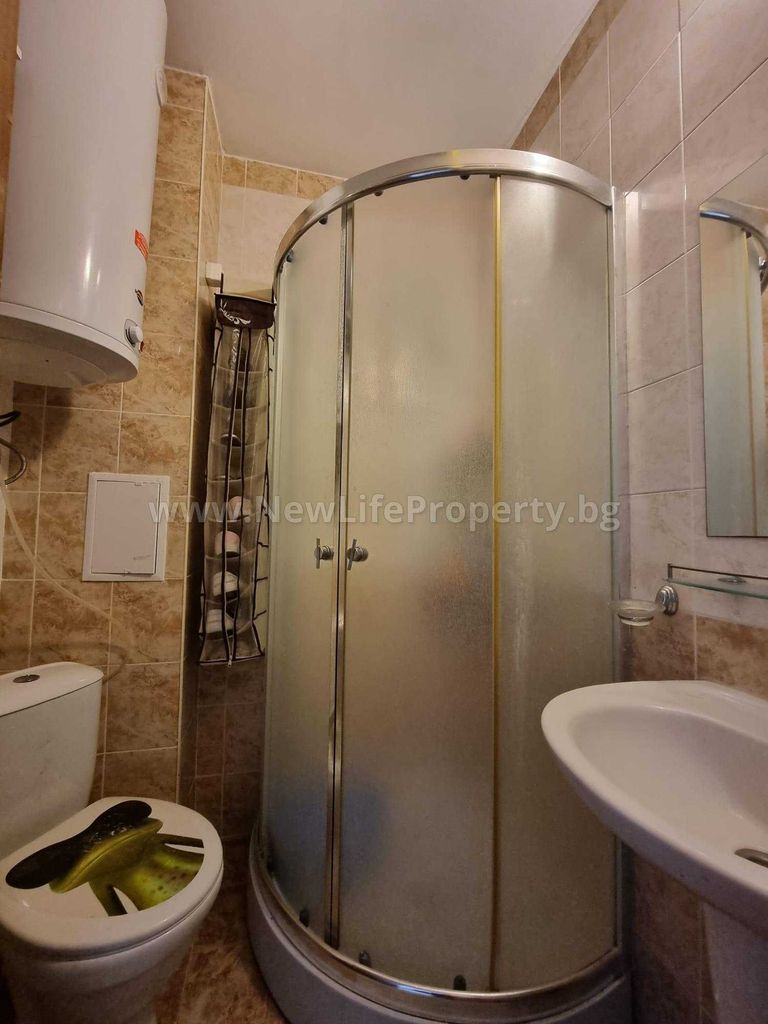 Продава се Двустаен апартамент в к.к. Слънчев бряг - 42 кв.м за 1096 €/кв.м - Снимка #12