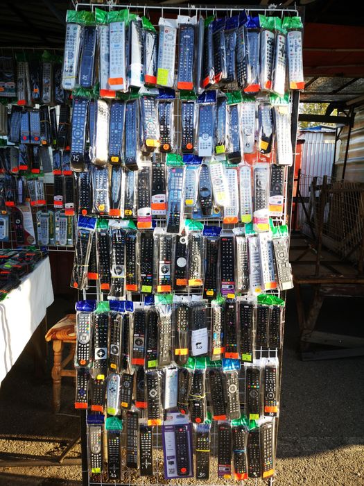 Telecomenzi TV, LCD, AER condiționat