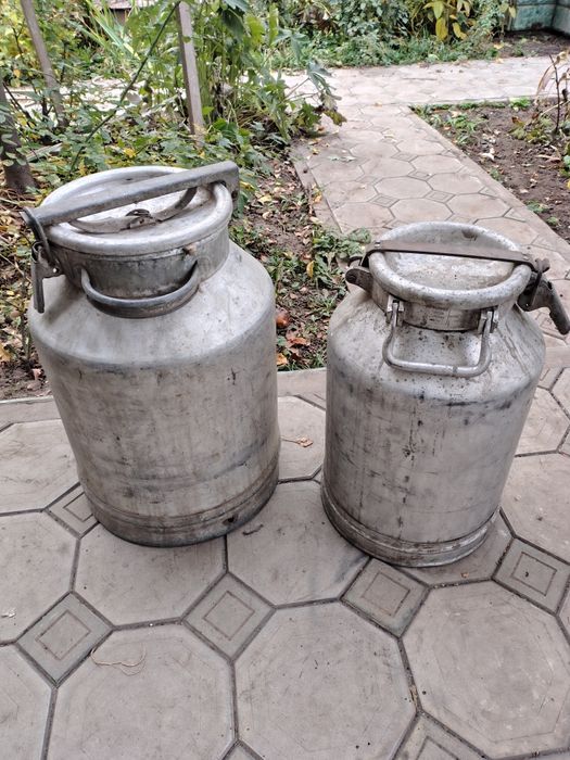 Фляги алюминиевые 40л. и 25л.