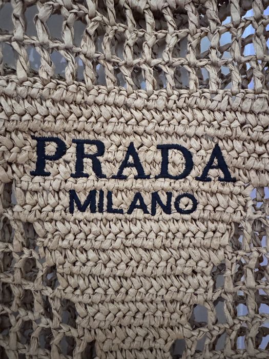 Чисто нова чанта Prada