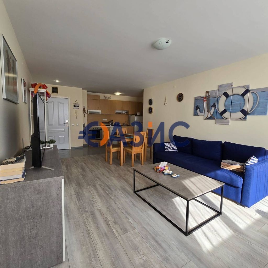 Продава се Двустаен апартамент в Свети Влас - 71 кв.м за 1324 €/кв.м - Снимка #11