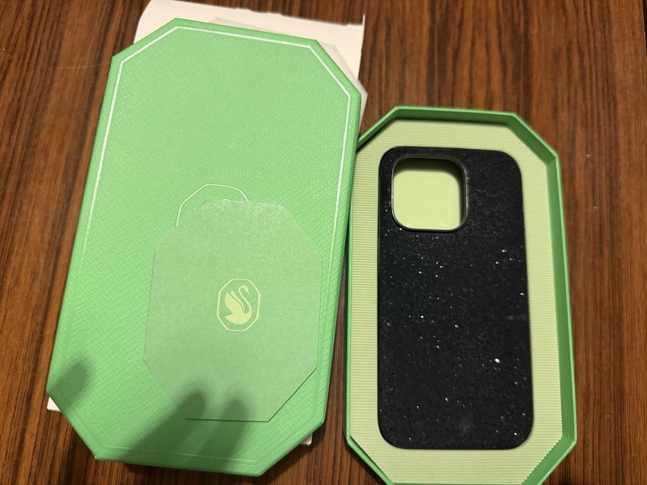 Кейс Swarovski iphone 14 pro