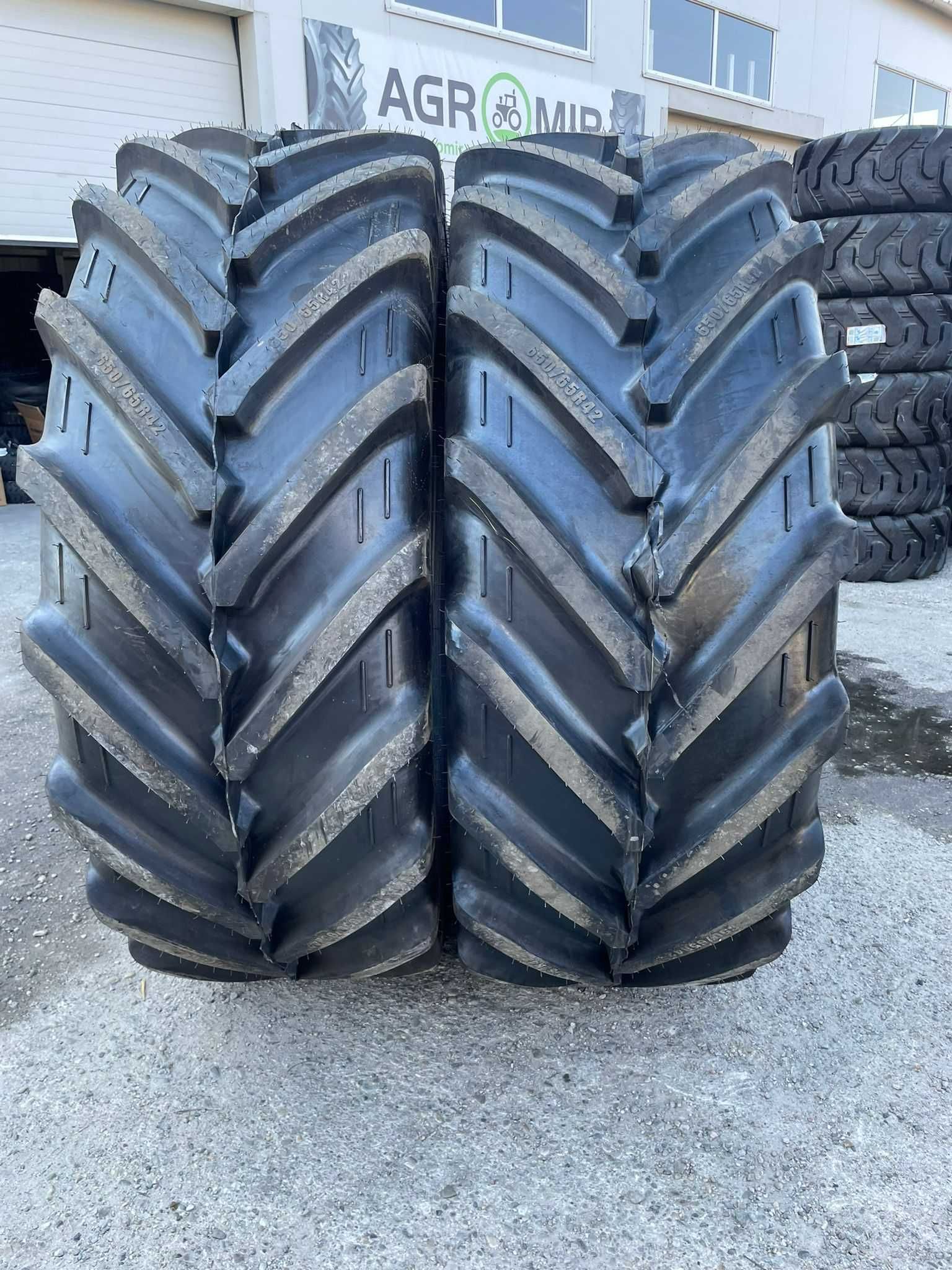 650/65R42 Cauciucuri Radiale noi Rusesti pentru tractor spate