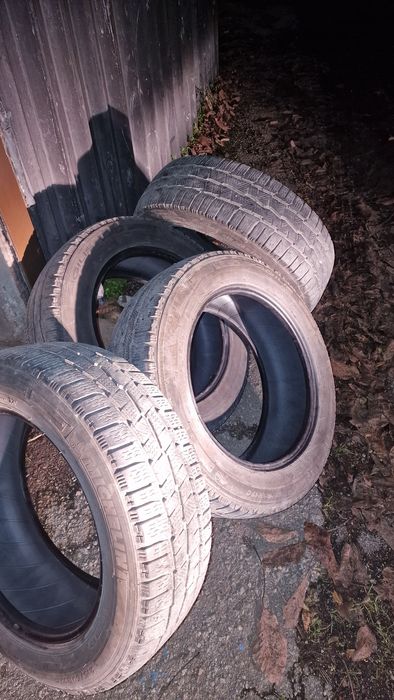 Зимни гуми 215/60/17С подсилени с товарен индескс