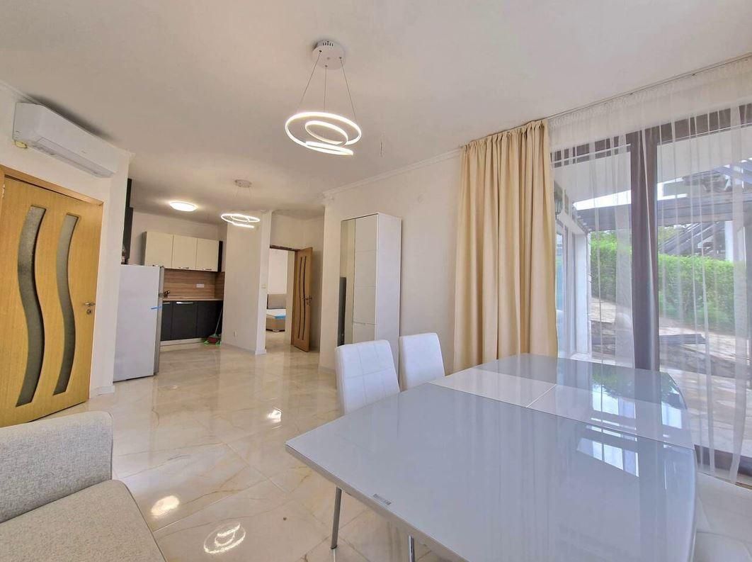 Продава се Етаж от къща в Бургас, Център - 90 кв.м за 1267 €/кв.м - Снимка #6