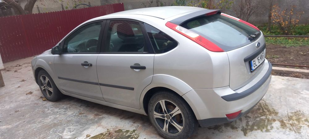 Ford focus 2 benzina