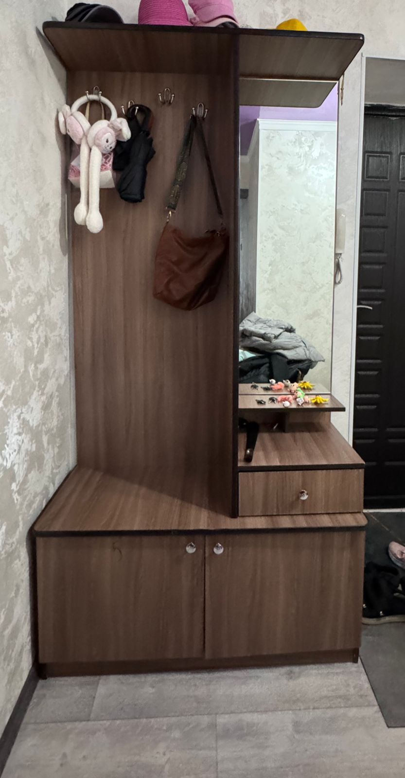 Прихожая из ЛДСП