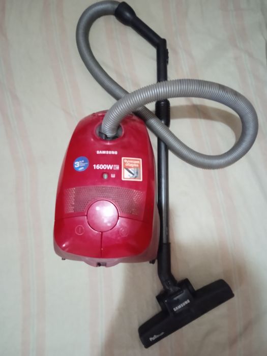 Пылесос Самсунг-1600Ватт