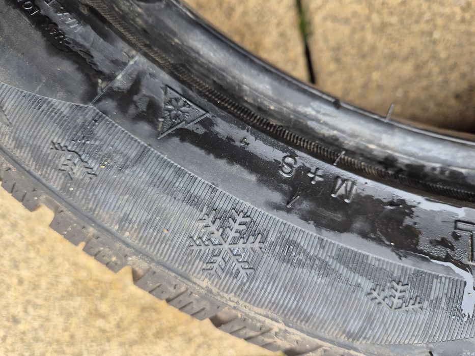 Vând cauciucuri 245/45/18 M+S set complet//Grenlander// Noi nouțe