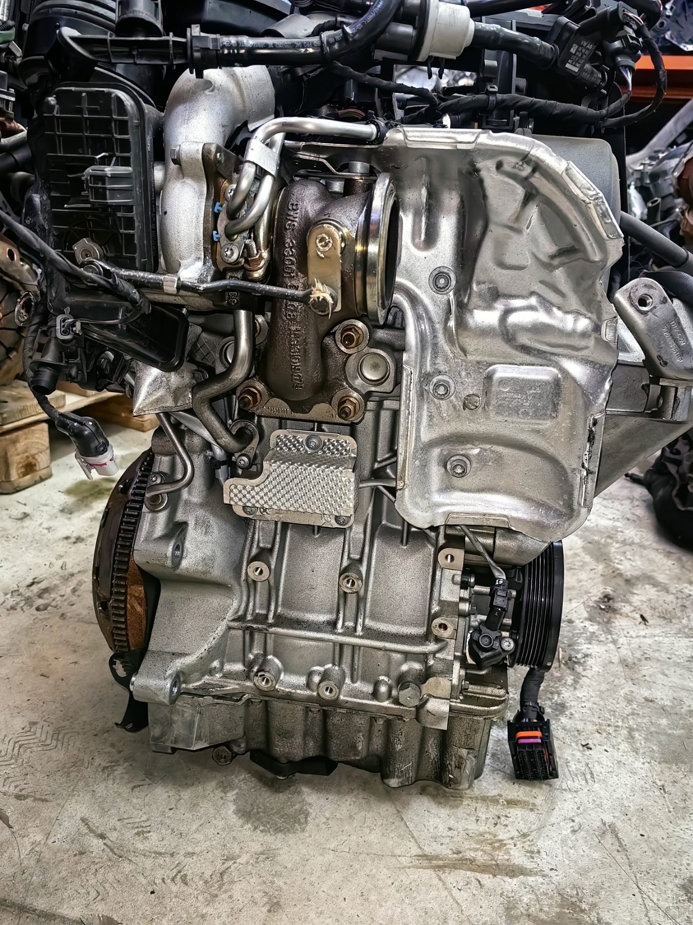 Двигател Volkswagen/Skoda 1.0 TSI 12V 2021г - DKL