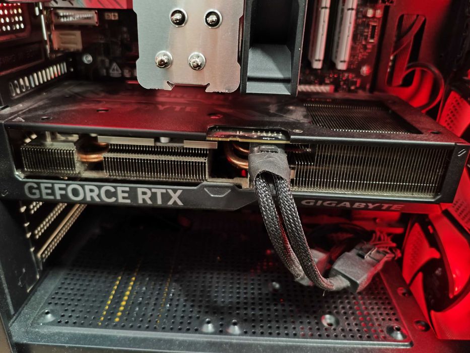 Видеокарта Gigabyte GeForce RTX 4070 super 12 GB