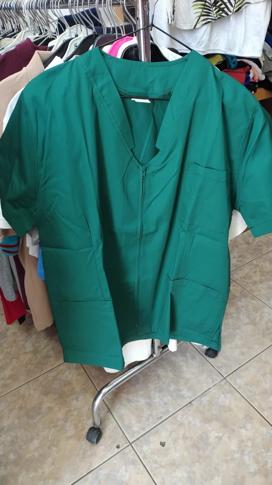 Bluze medicale noi