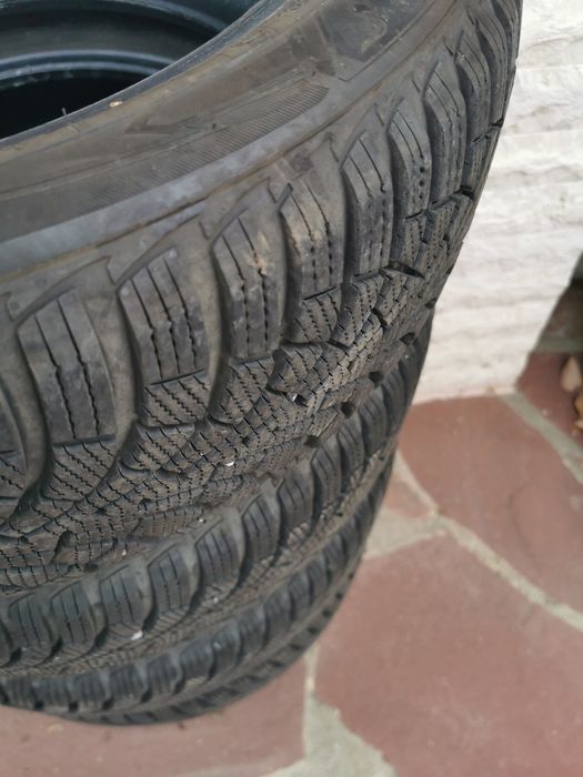 4 Зимни гуми Good Year