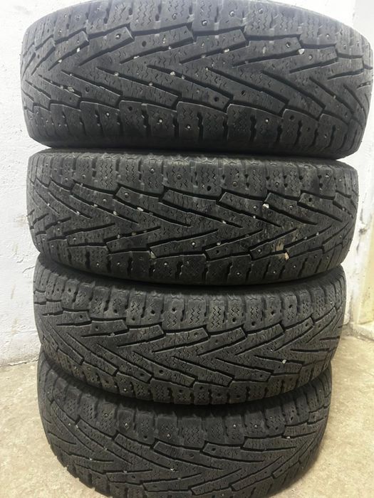 Продается Покрышка