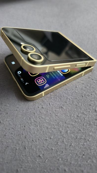 Samsung Galaxy Z  flip 6