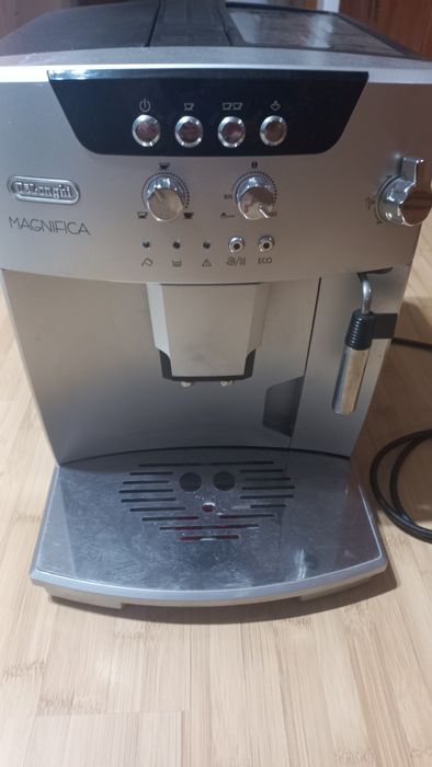 Espresor cafea Delonghi