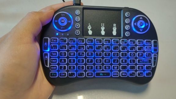Tastatura Wireless TV PC Laptop Android Tableta cu baterie integrata