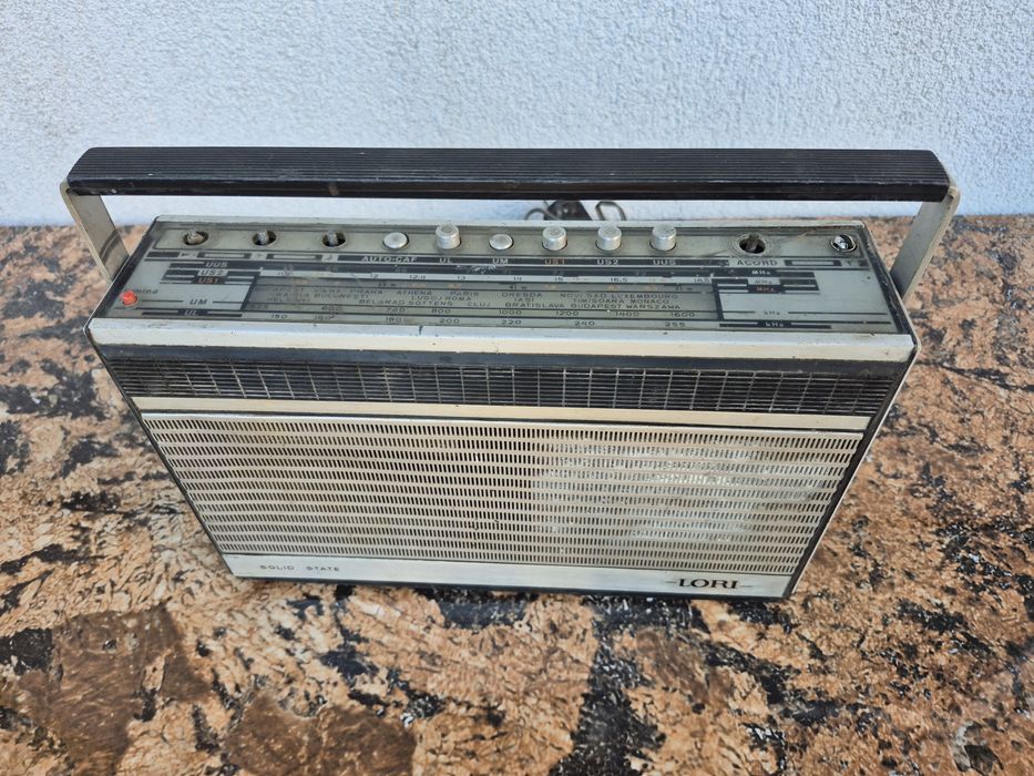 Radio receptor portabil Gloria 3,RP1524-nefuncțional 

- radio este fu