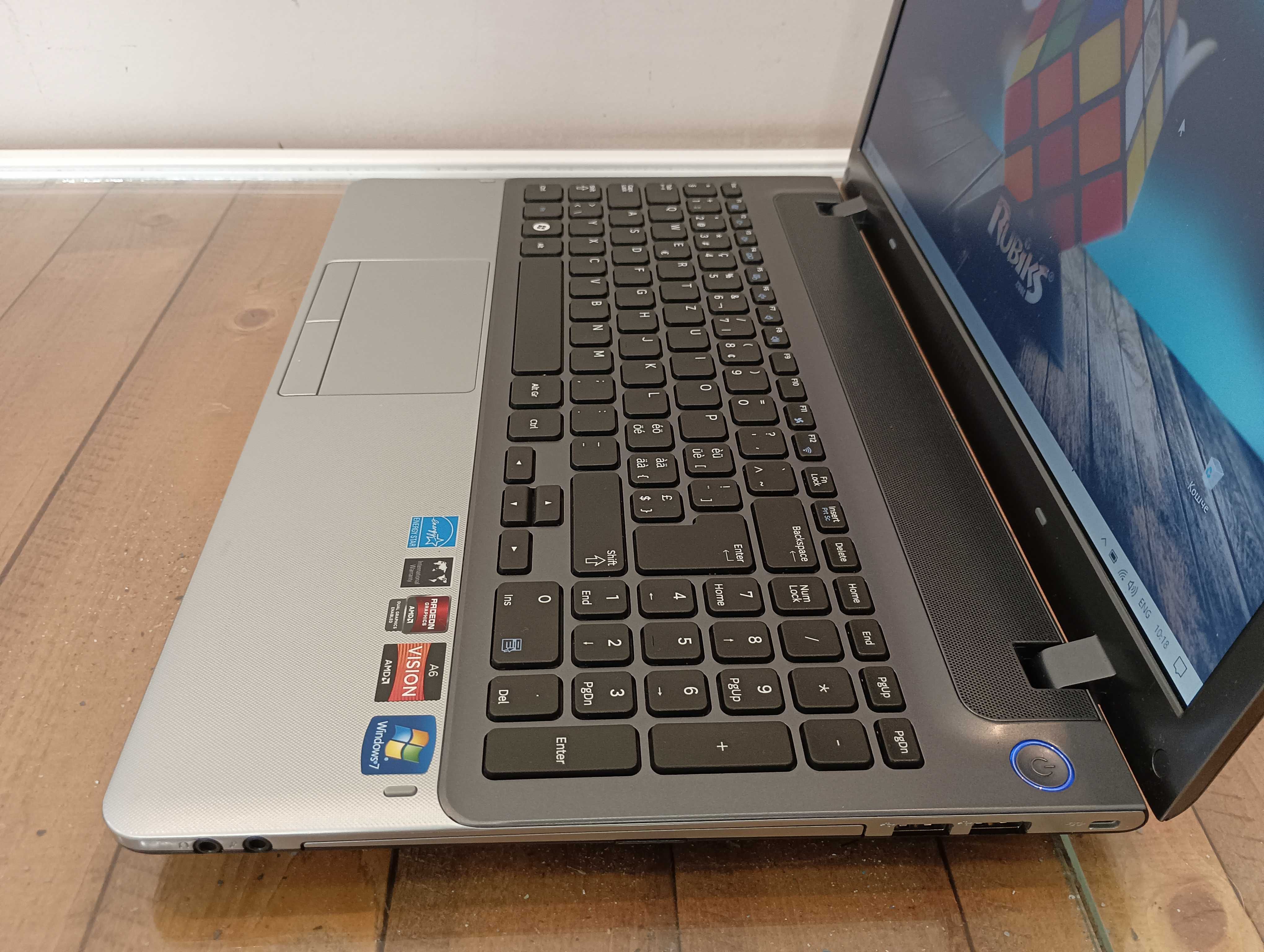 Лаптоп Samsung NP355V5C