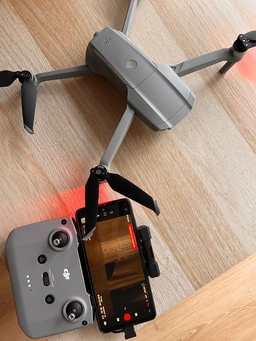 Професионален дрон DJI Mavic Air 2 Fly MoRe Combo