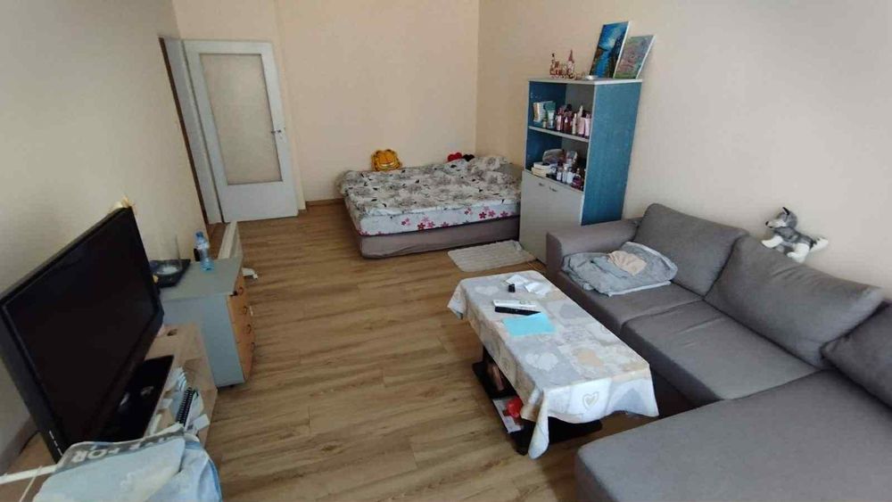 Дава се под наем Едностаен апартамент в София, Люлин 2 - 49 кв.м за 383 € - Снимка #2