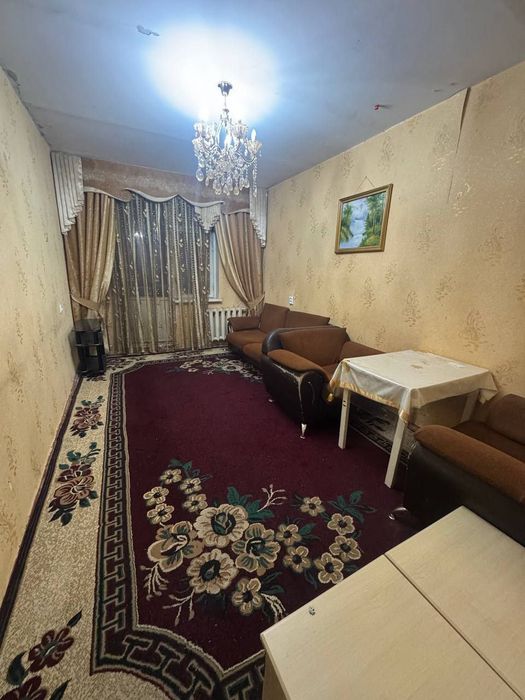 Jaxon market orqasida 1 etaj 2 xona