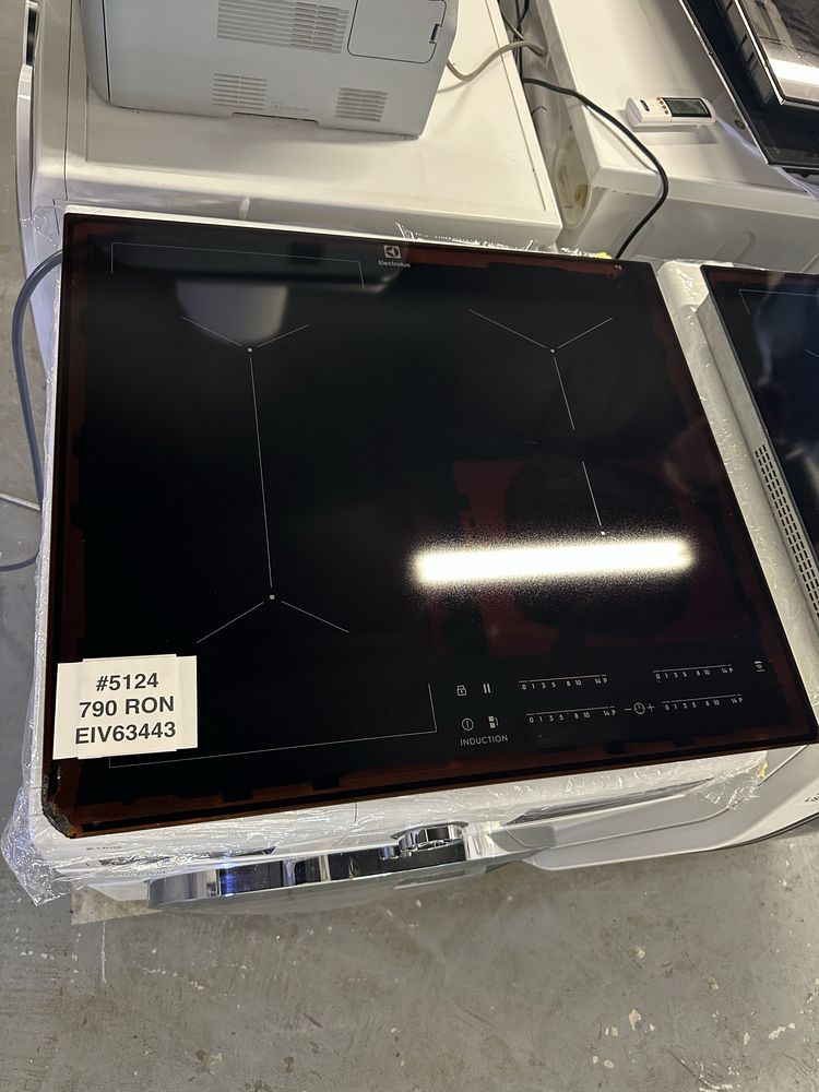 Plită cu inducție Electrolux EIV63443 Infinite Bridge