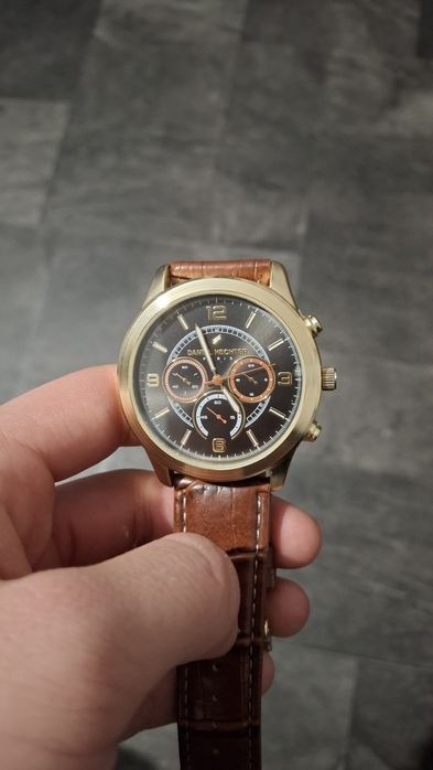 Продам часы daniel hechter