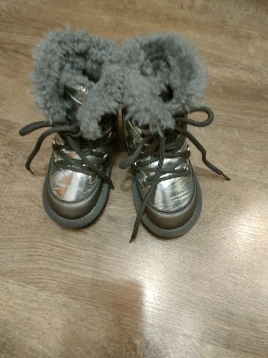 Зимние детские сапоги для девочки