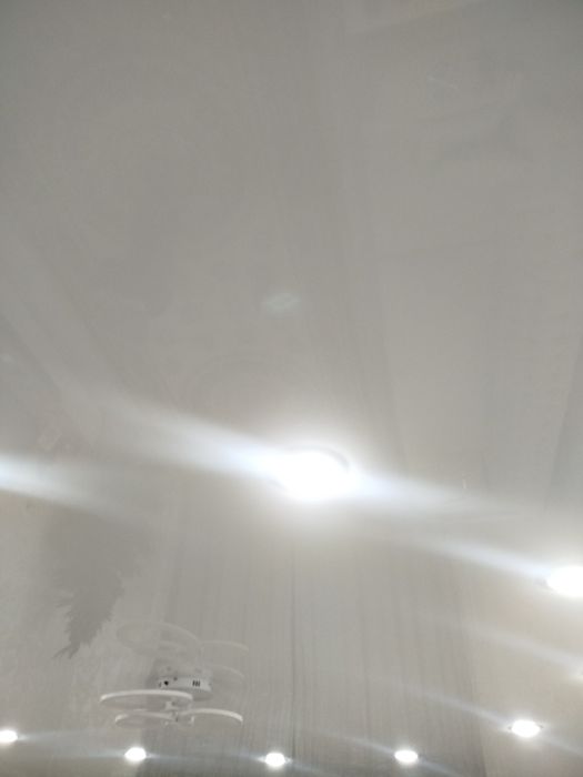 Натяжные потолки