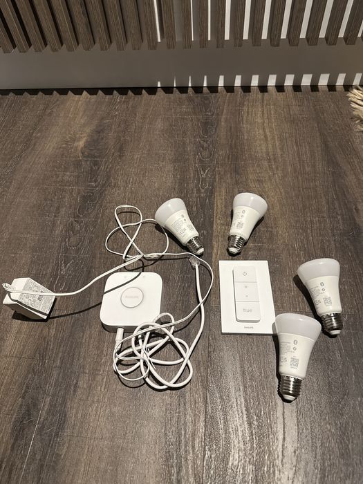 Vand sistem lumini Philips Hue nou