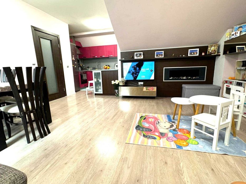 Продава се Тристаен апартамент в Варна, Цветен квартал - 80 кв.м за 2225 €/кв.м - Снимка #4