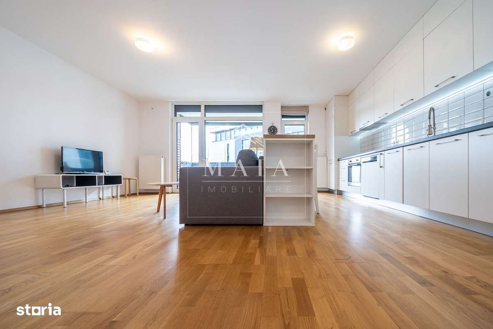 Apartament 3 camere cu boxa si parcare proprie, la 5 min de Centru