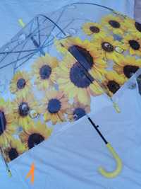 Красиви цветни и прозрачни чадъри
