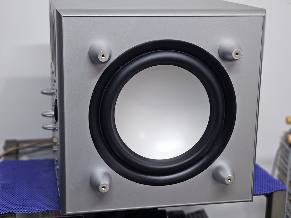 Subwoofer activ Mordaunt-Short MS409W