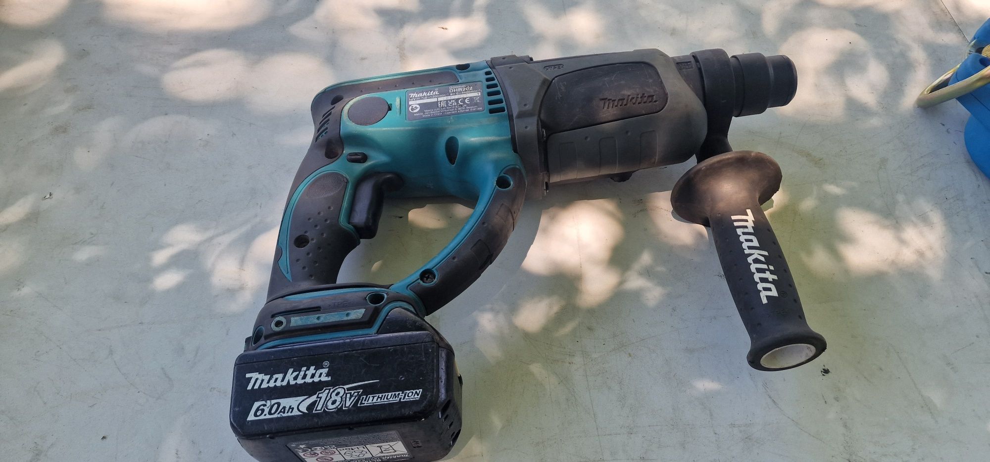 перфоратор Makita DHR202