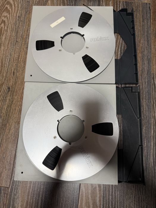 Продавам магнетофонни ролки  REVOX