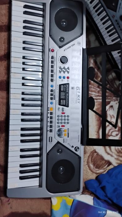 Orga electronica 61 clape