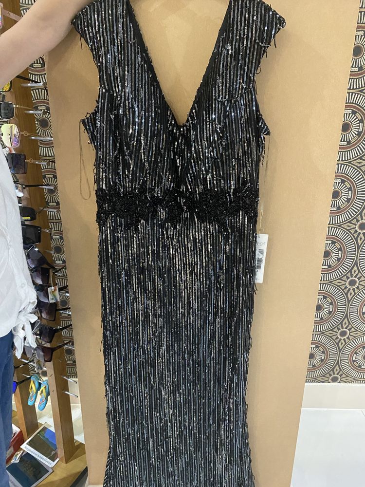 Rochie neagra marimea 54