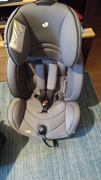 Scaun auto joie ..