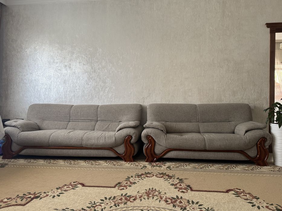 Продается Диван Б/у